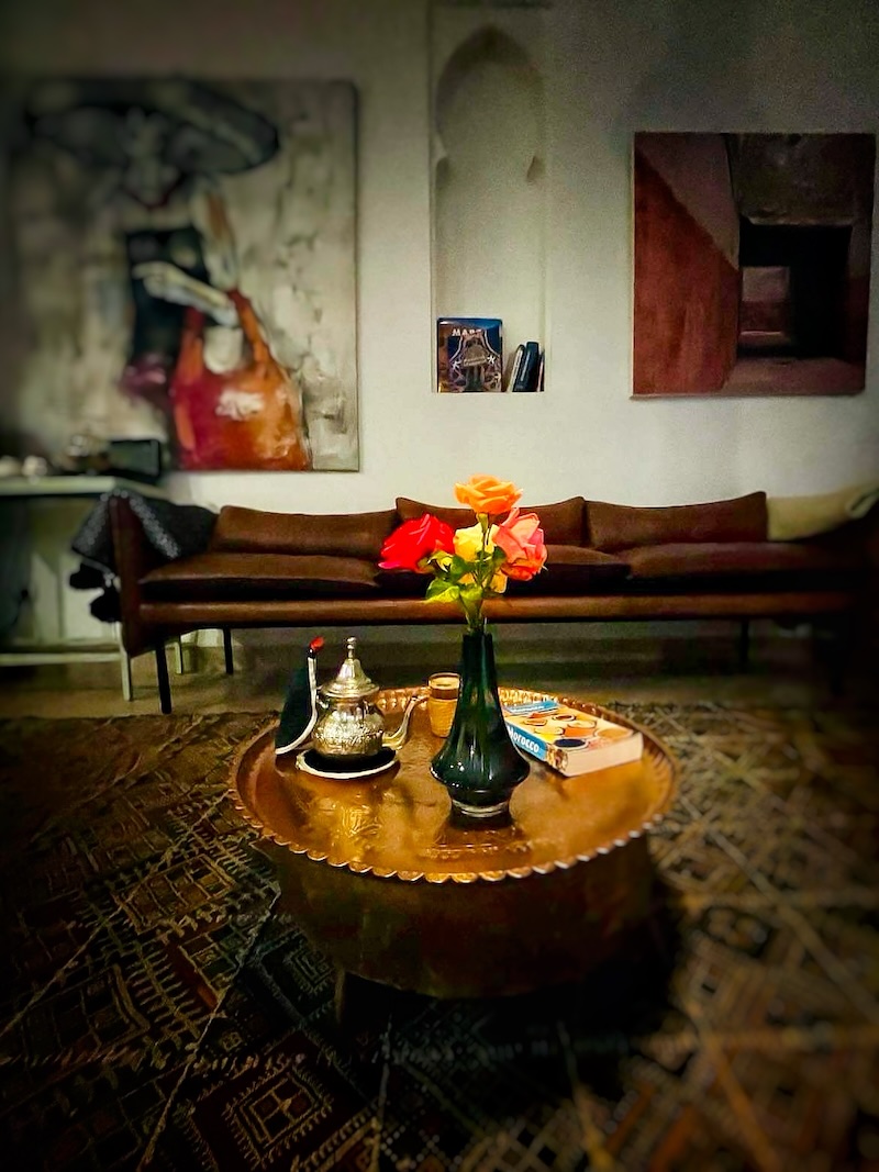 Calm in the Riad Lumiere lounge